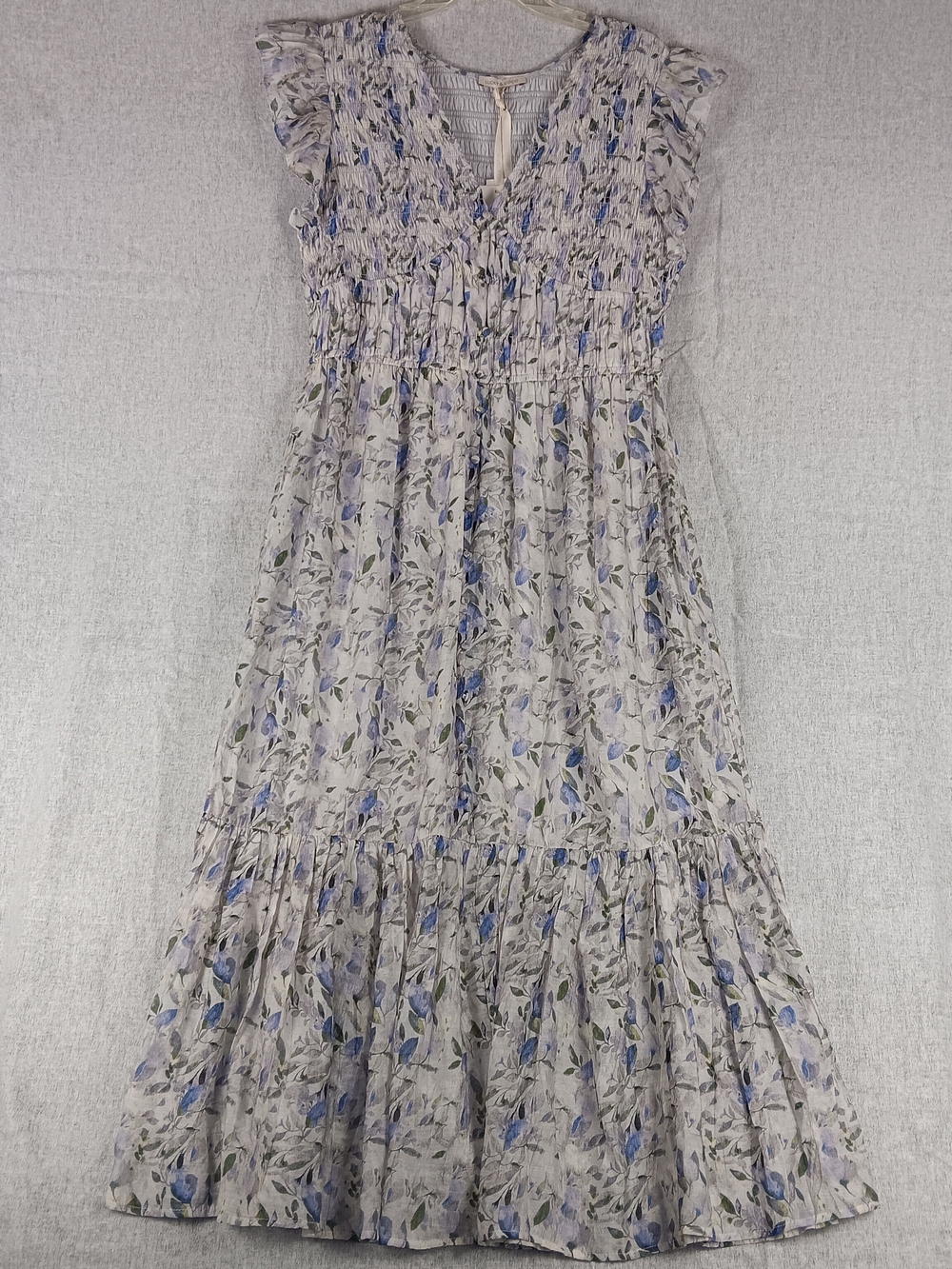 Lucky & Coco Sleeveless Floral Maxi Dress in Light Gray and Blue Size XL